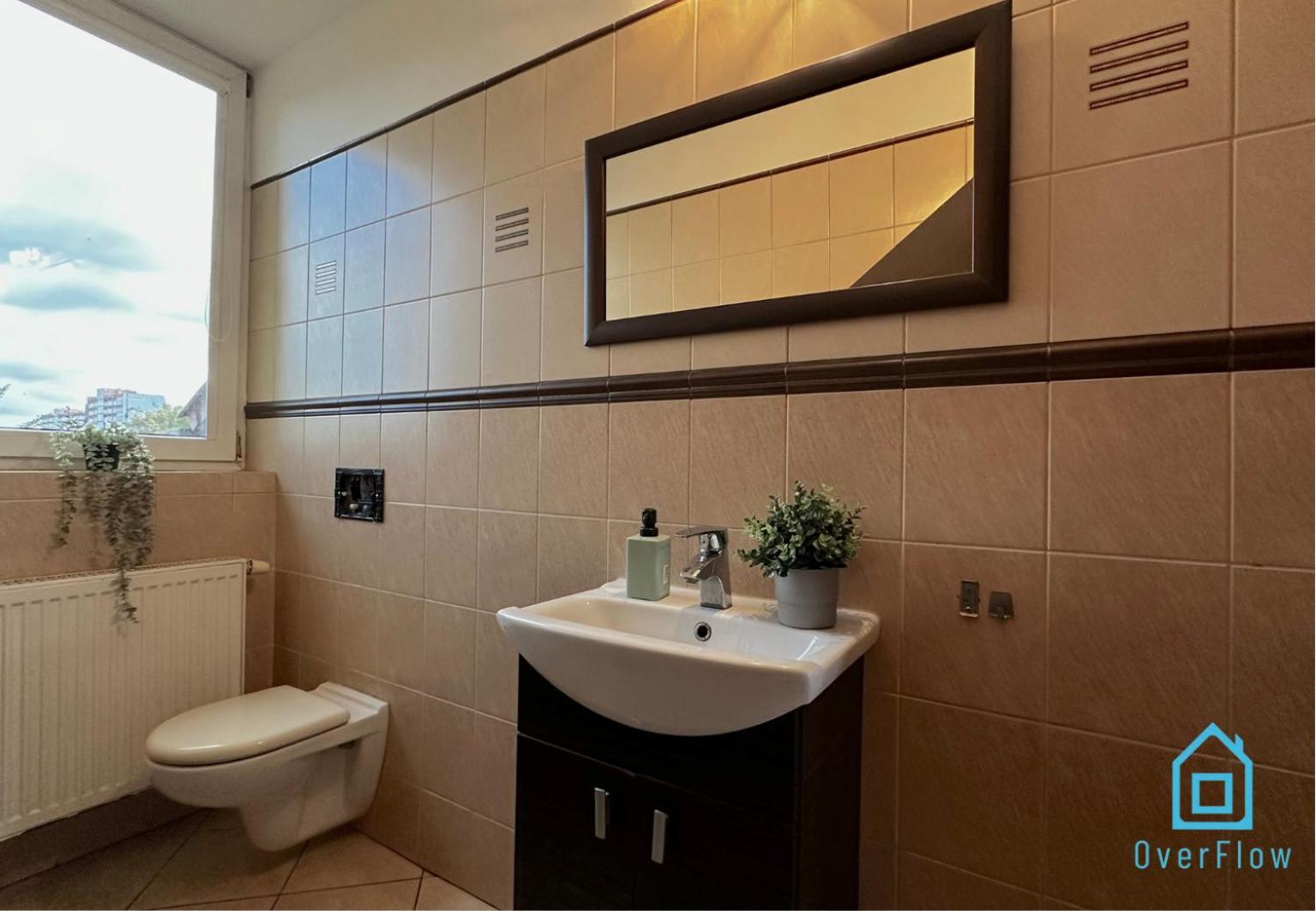 Purple Room - Charming Place, 15 Minutes To Gdansk Old Town & 5 Minutes To Seaside Buitenkant foto